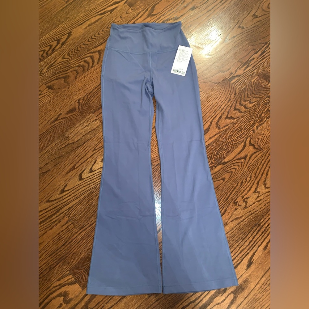 Lululemon Groove Super High Rise Flared Pant Nulu (online only) size 8
